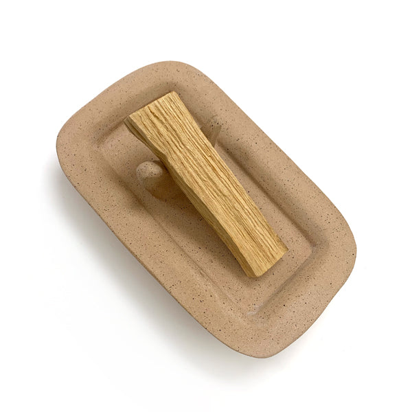 how to burn palo santo