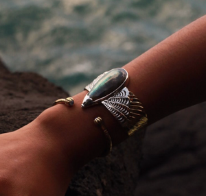 Lovelight Cuff