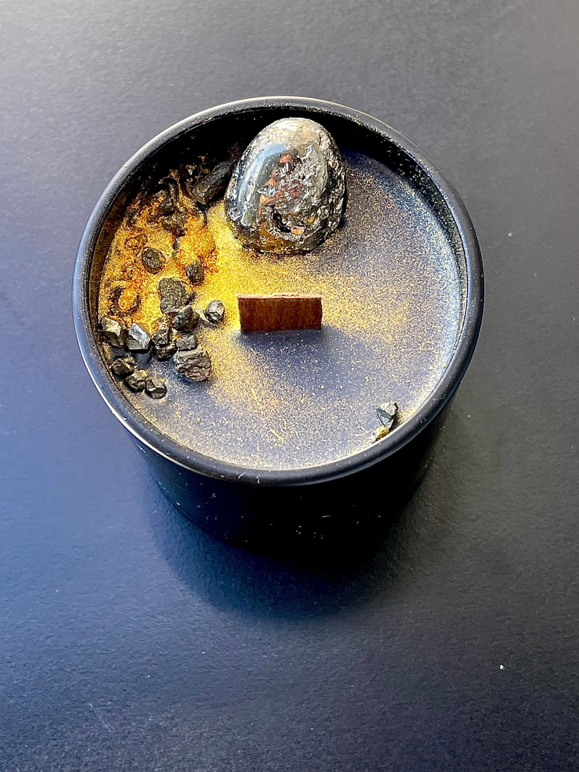 Frankincense, Myrrh and Pyrite Prosperity Candle